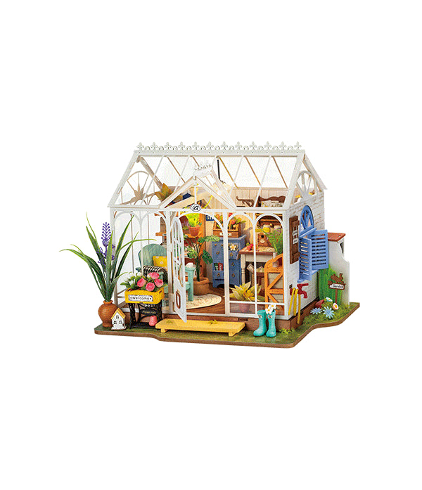 Dreamy Garden House DG163